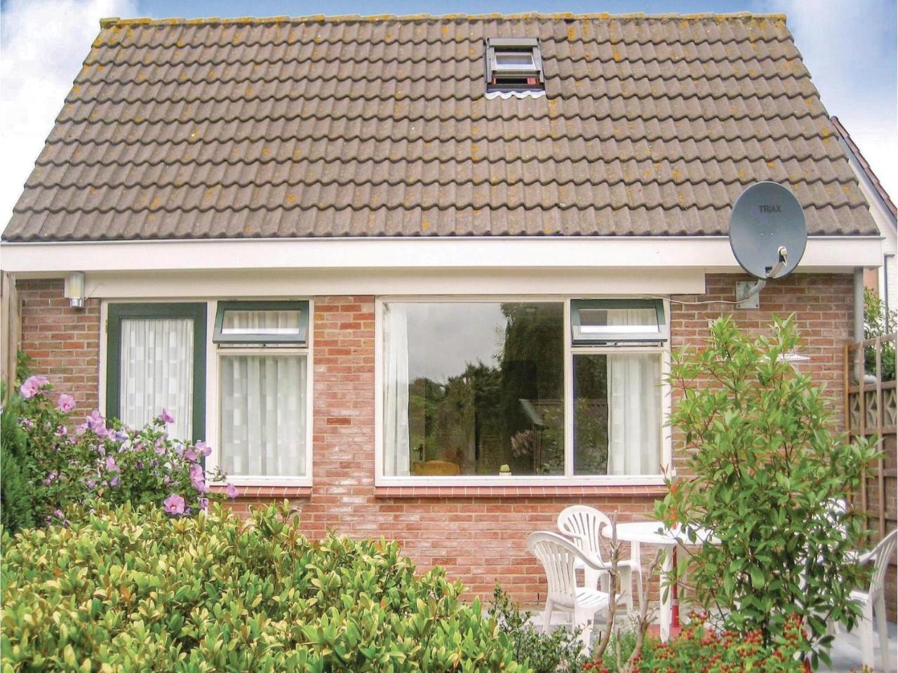 Nice Apartment In Hippolytushoef With Wifi Eksteriør bilde